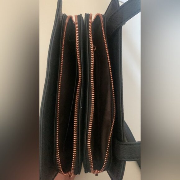 Matt & Nat Black Crossbody Bag - Picture 4 of 5